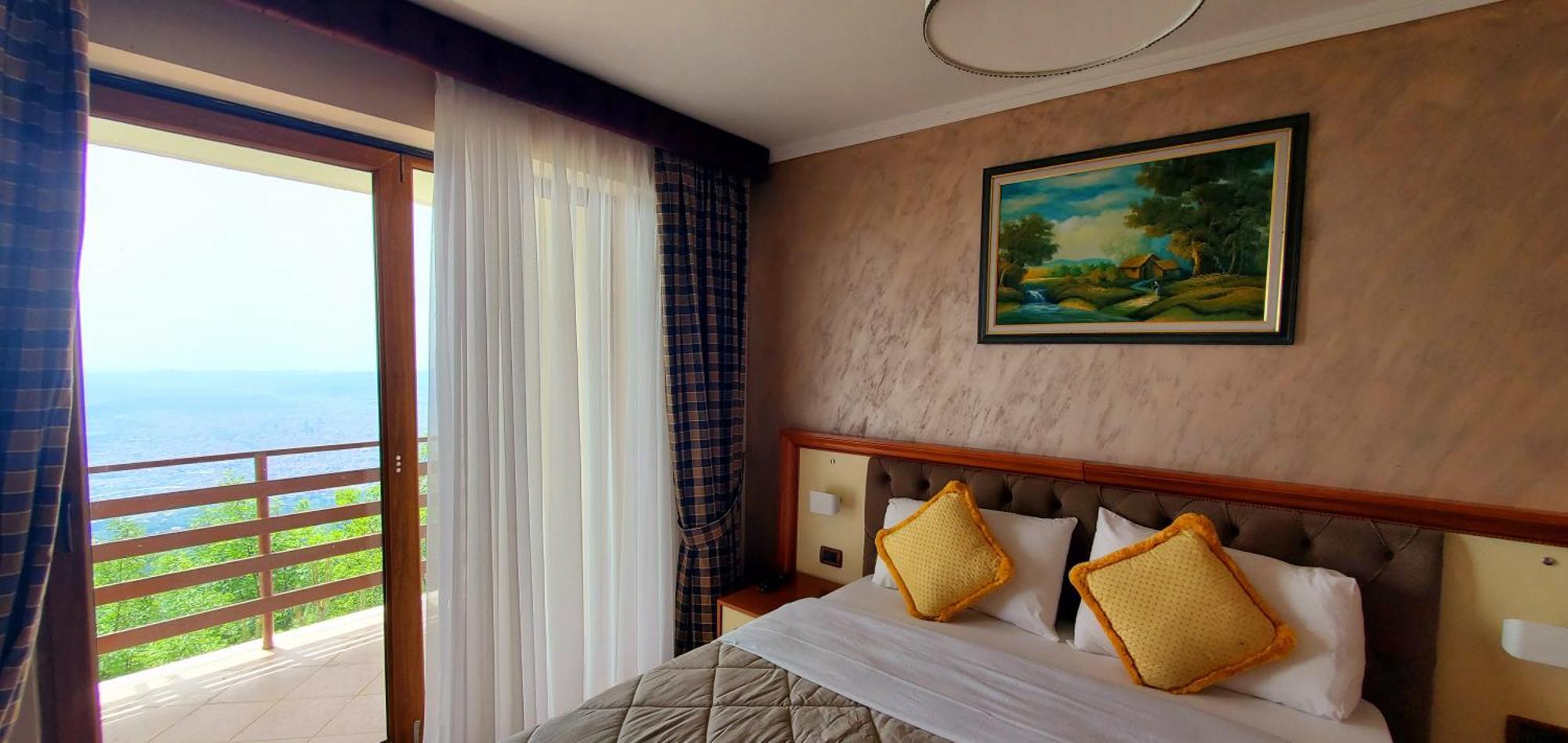 Hotel Panorama Dajti Esterno foto